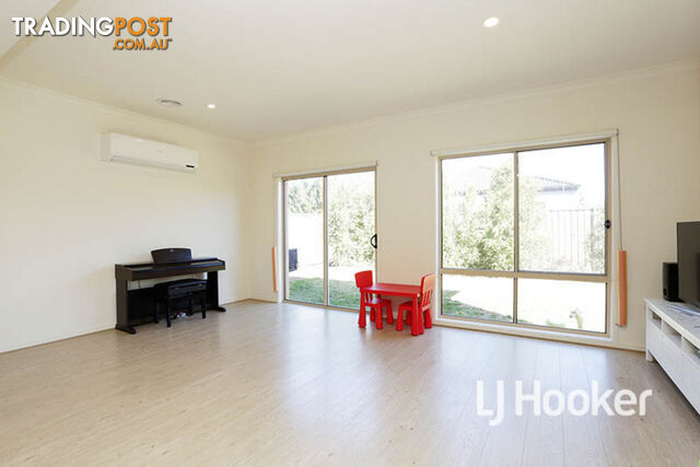 24 Martaban Crescent POINT COOK VIC 3030