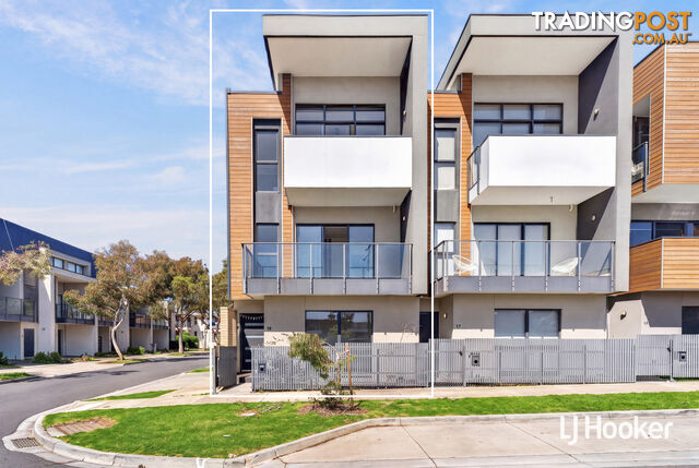 15 Tribeca Drive POINT COOK VIC 3030