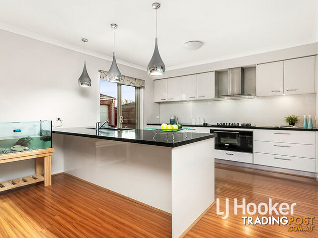 2 Apsley Court POINT COOK VIC 3030