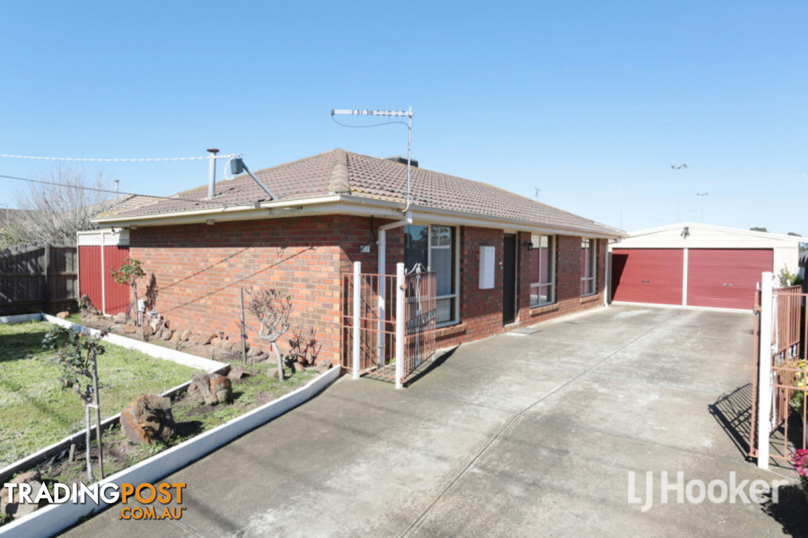 15 Hawkesbury Road WERRIBEE VIC 3030