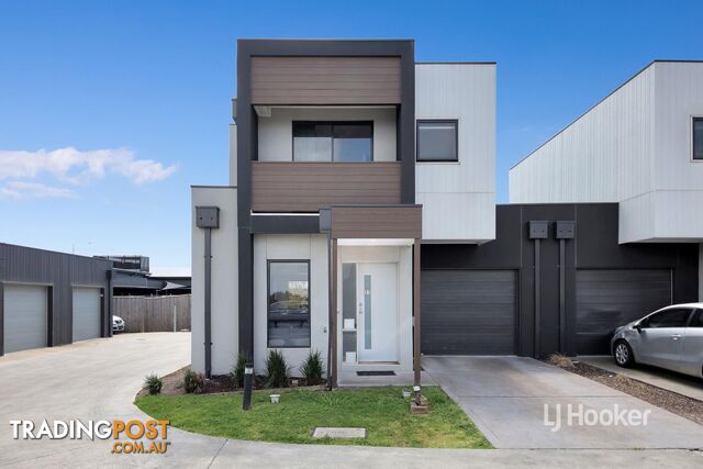 21/205 James Mirams Drive ROXBURGH PARK VIC 3064