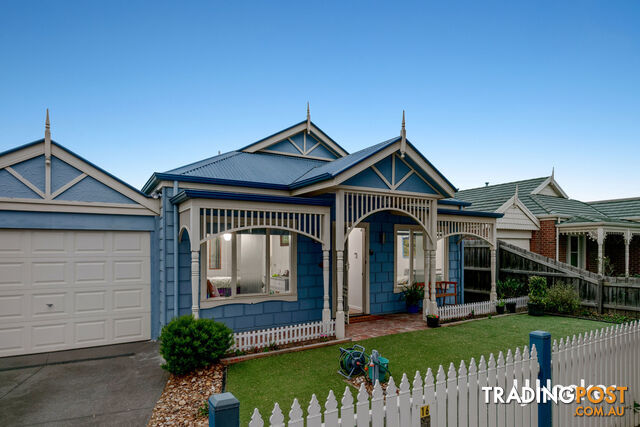 16 Beacon Avenue POINT COOK VIC 3030 - photo 2 of 15