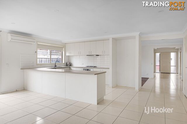 5 Orlando Street TRUGANINA VIC 3029 - photo 4 of 8