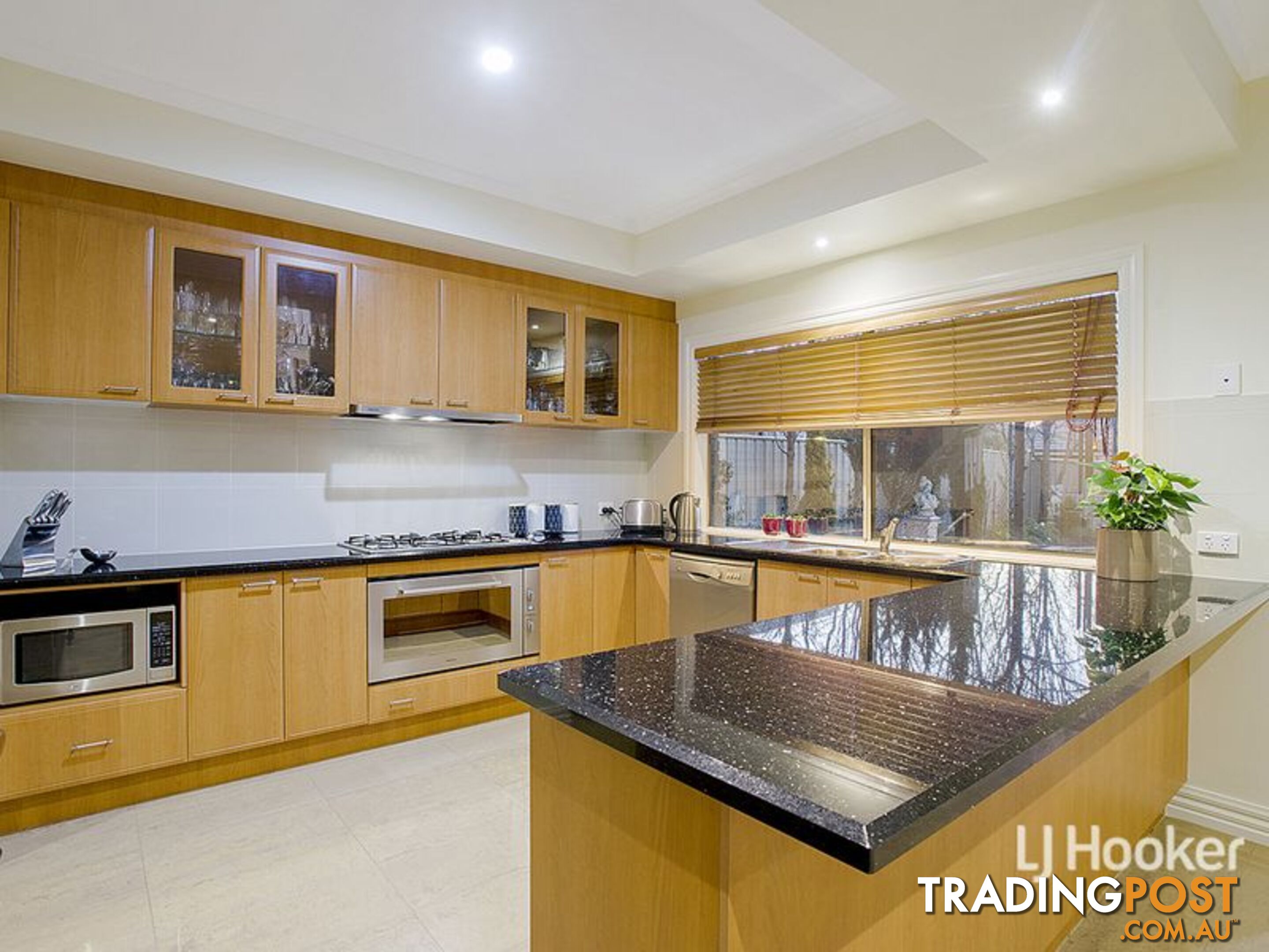 16 Lennon Boulevard POINT COOK VIC 3030