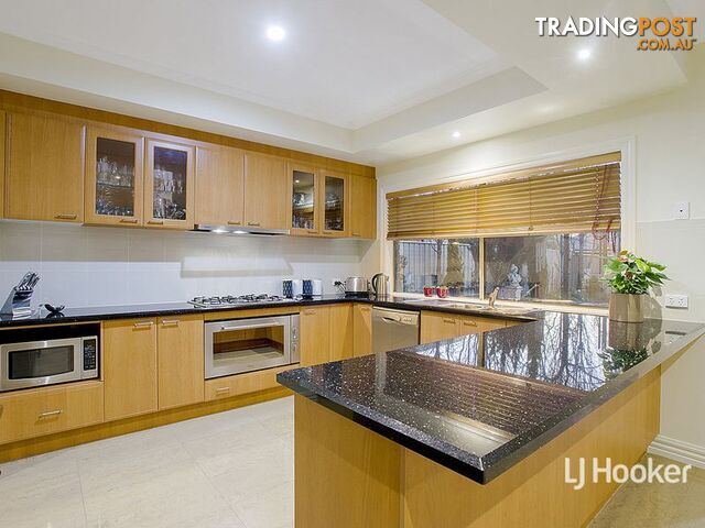 16 Lennon Boulevard POINT COOK VIC 3030