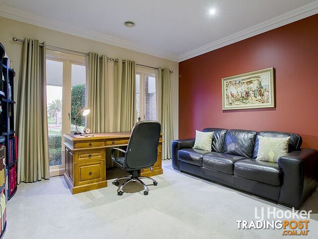 16 Lennon Boulevard POINT COOK VIC 3030