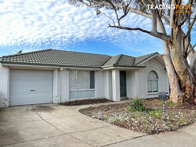 74 Ballan Road WERRIBEE VIC 3030