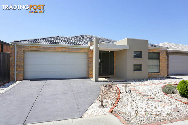 11 Tiarella Street POINT COOK VIC 3030