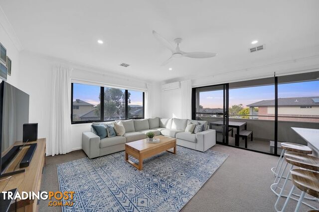 10 Allunga Way WERRIBEE VIC 3030 - photo 4 of 13