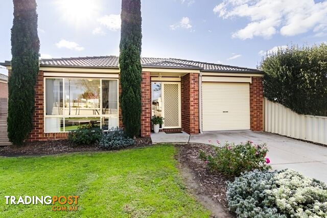 27 Arlington Way POINT COOK VIC 3030