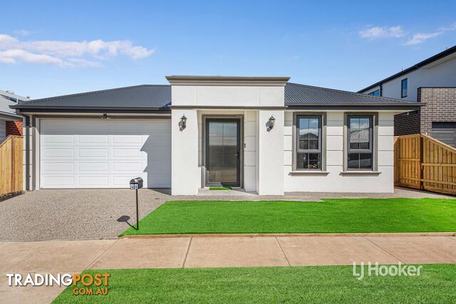 44 Rosedale Circuit LARA VIC 3212