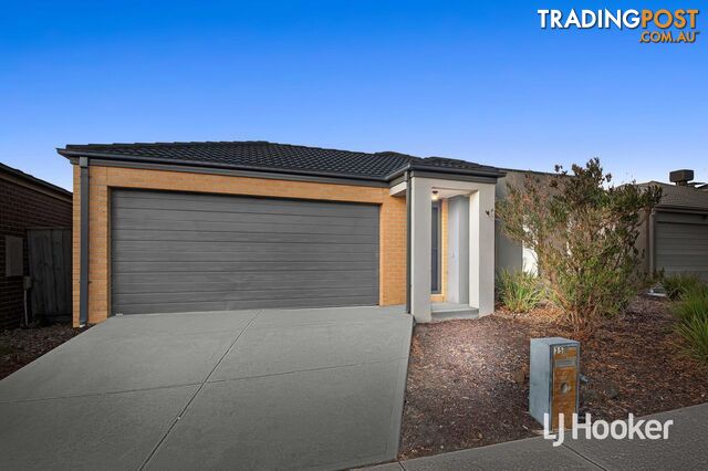 35 Seagrass Crescent POINT COOK VIC 3030