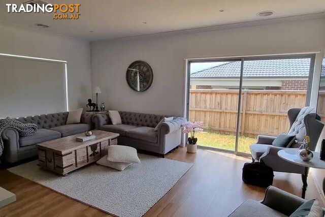 14 Becontree Grove WERRIBEE VIC 3030