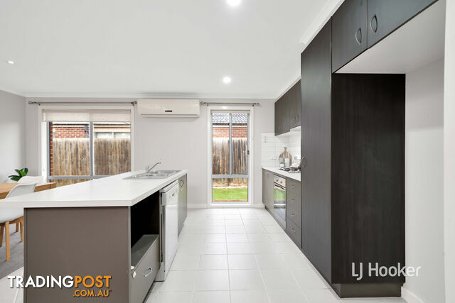 61 James Cook Drive TRUGANINA VIC 3029