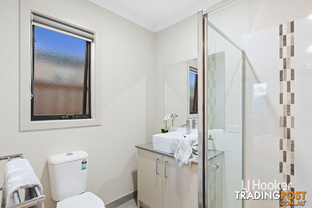 104 Grassbird Drive POINT COOK VIC 3030