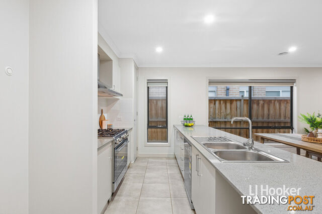 104 Grassbird Drive POINT COOK VIC 3030