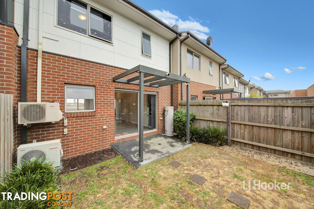 10/64 Escapade Boulevard CRAIGIEBURN VIC 3064