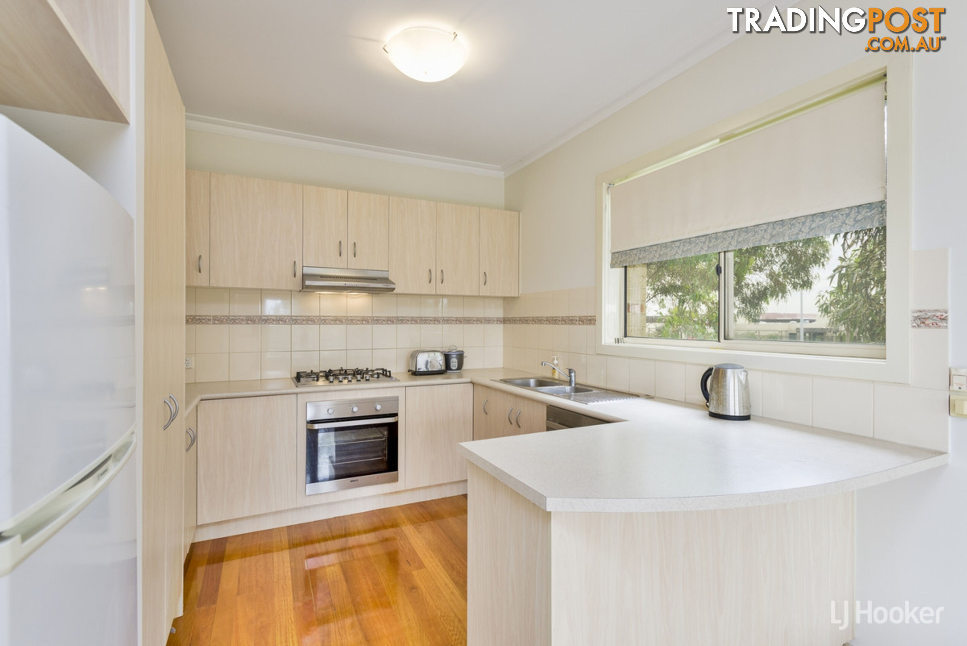 1/2 Lakeside Drive SANCTUARY LAKES VIC 3030