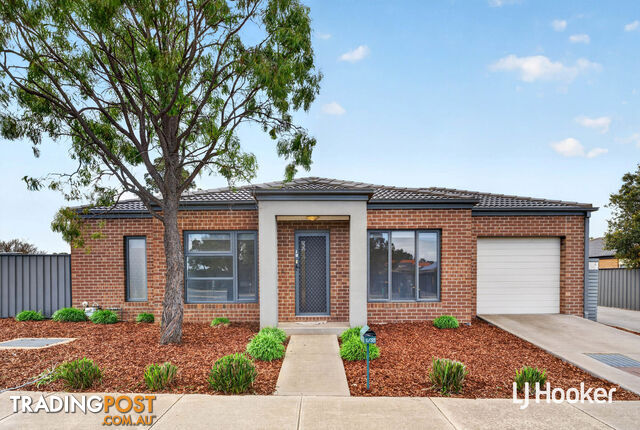 1/38 Loretta Boulevard TARNEIT VIC 3029