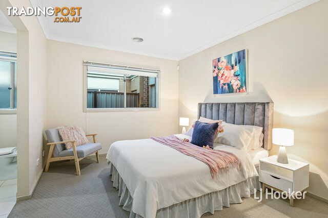 9 Michael Place POINT COOK VIC 3030