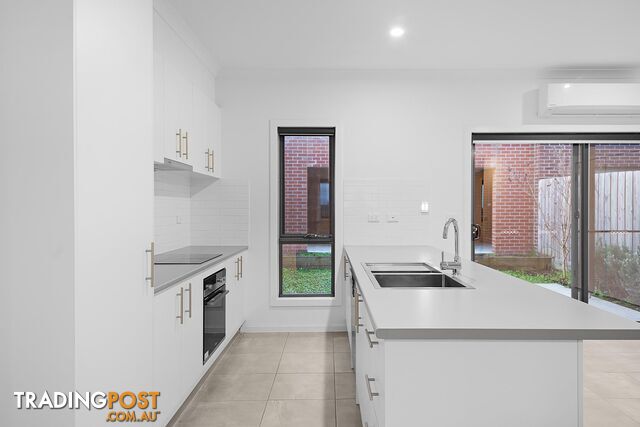 9/205 James Mirams Drive ROXBURGH PARK VIC 3064