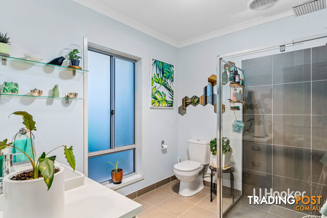 4 Forum Way POINT COOK VIC 3030