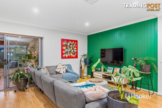 4 Forum Way POINT COOK VIC 3030