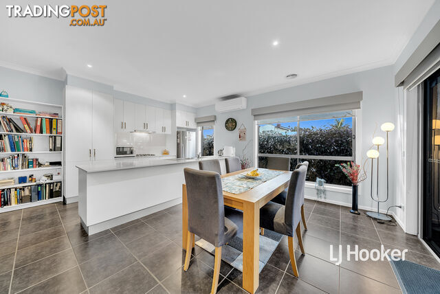 3/8 Marseilles Way POINT COOK VIC 3030