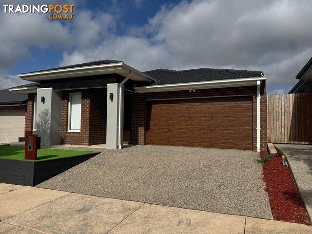 14 Goshawk Road SUNBURY VIC 3429