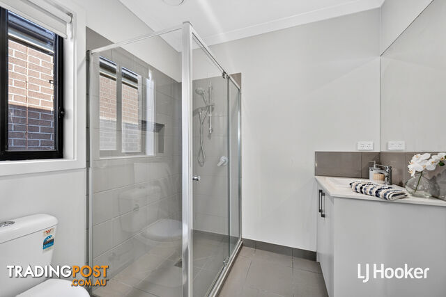 7 Kilcunda Drive TRUGANINA VIC 3029 - photo 3 of 16