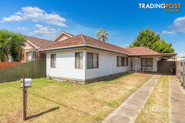 5 Bruce Street LAVERTON VIC 3028