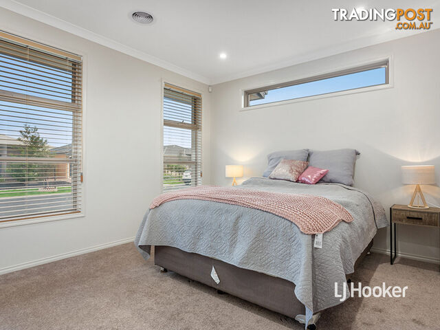 15 Statesman Way POINT COOK VIC 3030