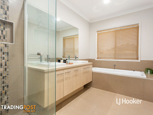 15 Statesman Way POINT COOK VIC 3030