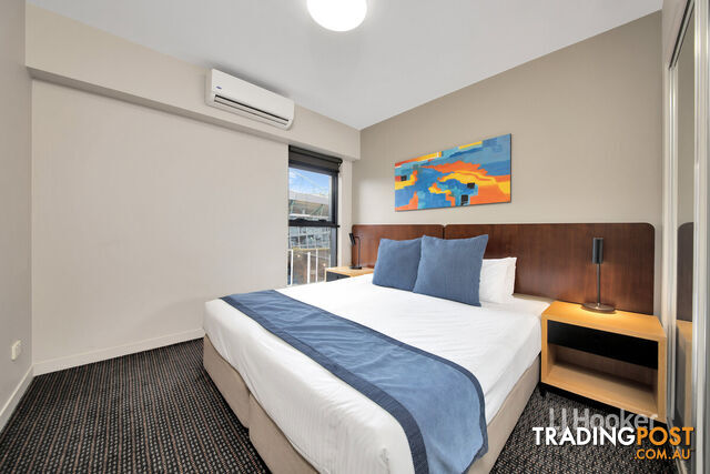 813/750 Bourke Street DOCKLANDS VIC 3008