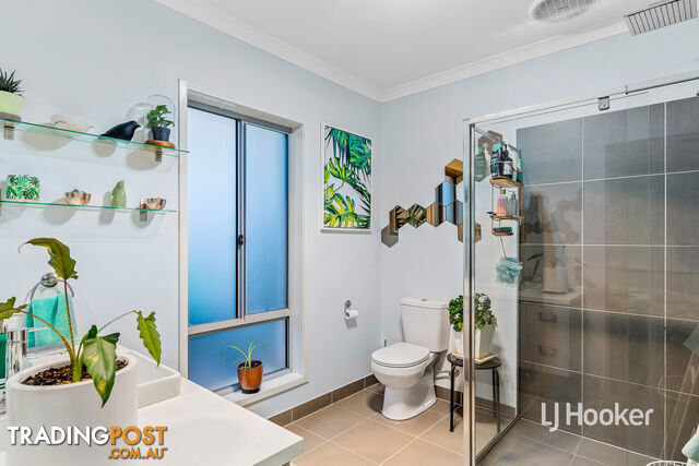 4 Forum Way POINT COOK VIC 3030