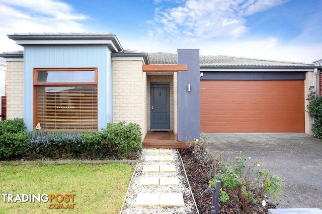 4 Rodeo Grove POINT COOK VIC 3030