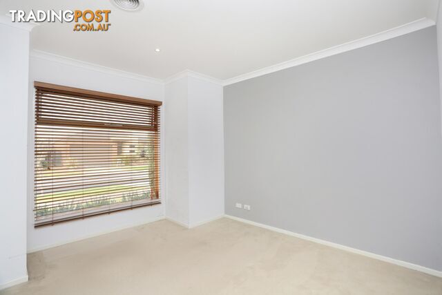 4 Rodeo Grove POINT COOK VIC 3030