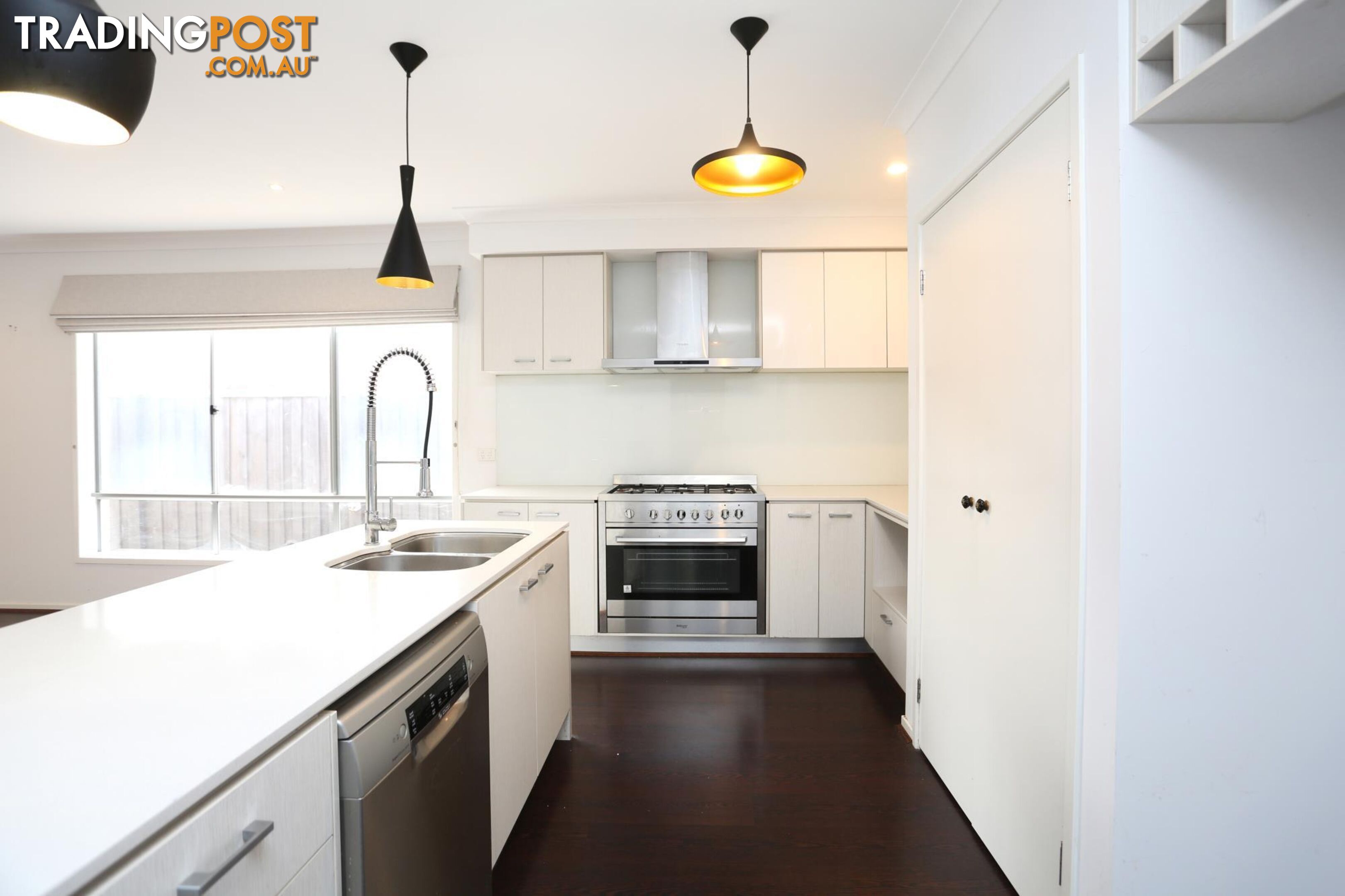 4 Rodeo Grove POINT COOK VIC 3030