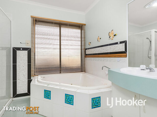 14 Cliveden Court SEABROOK VIC 3028