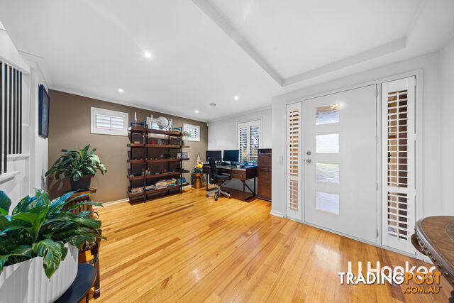 29 Copeland Crescent POINT COOK VIC 3030 - photo 2 of 25