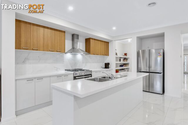 8 Clear Drive TARNEIT VIC 3029