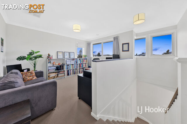 27 Creston Street POINT COOK VIC 3030