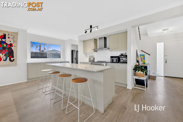 27 Creston Street POINT COOK VIC 3030