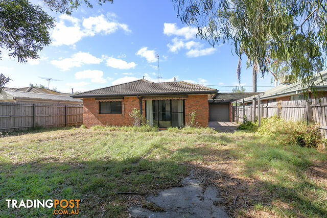 15 Eileen Court WERRIBEE VIC 3030