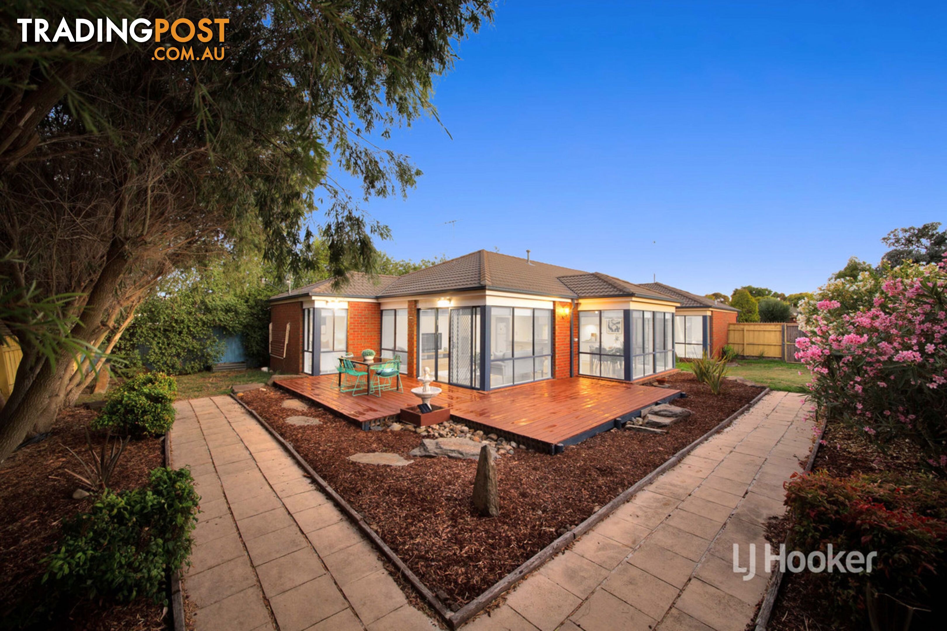 9 Inverie Place POINT COOK VIC 3030