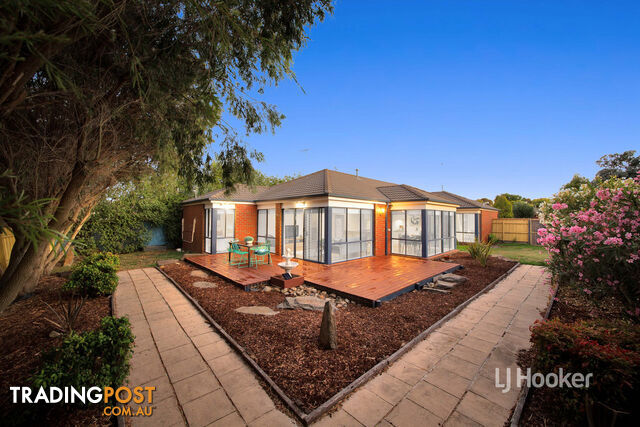 9 Inverie Place POINT COOK VIC 3030