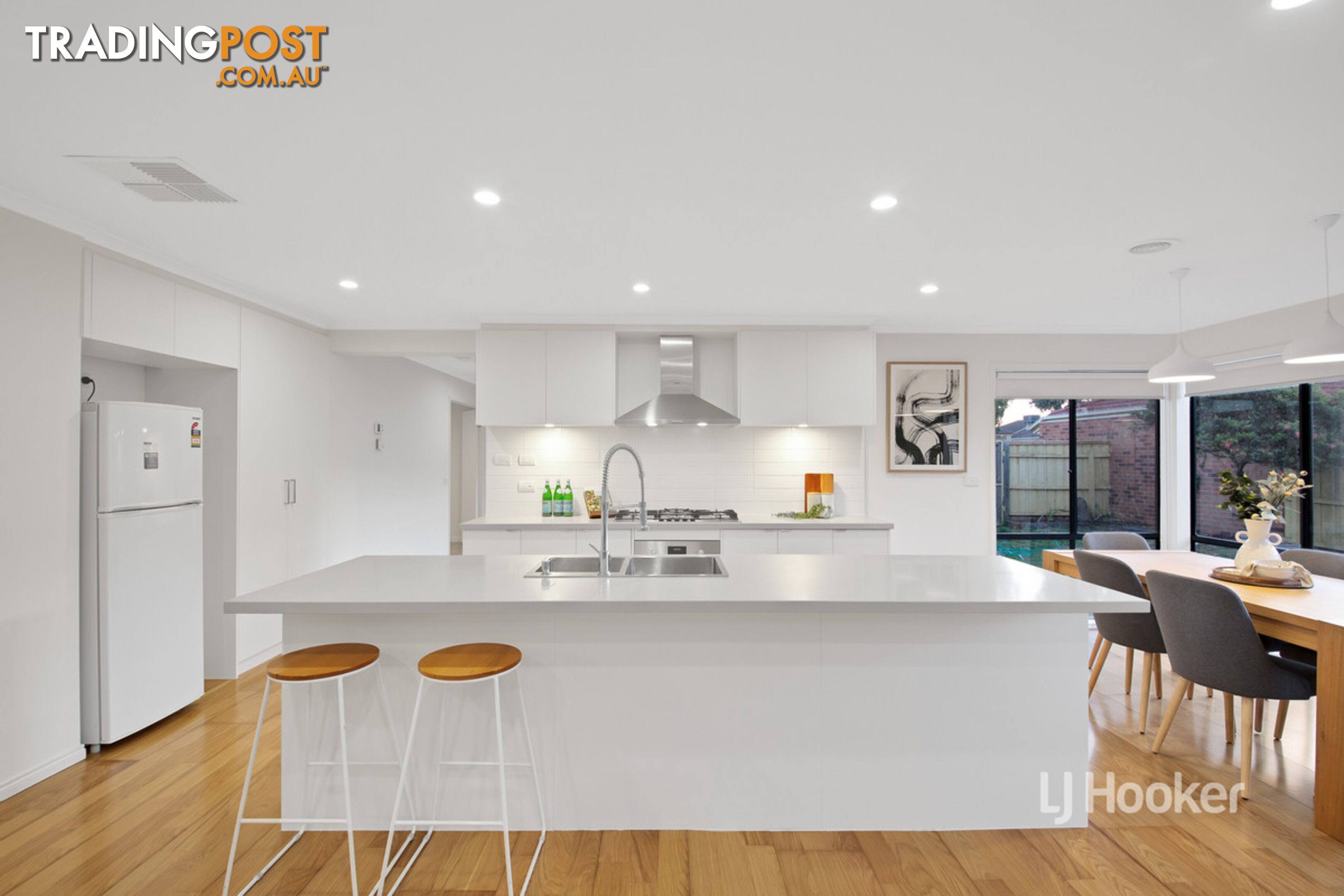 9 Inverie Place POINT COOK VIC 3030