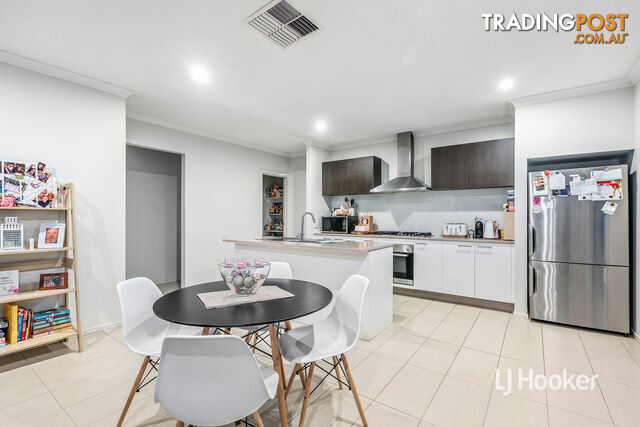 69 Grassbird Drive POINT COOK VIC 3030