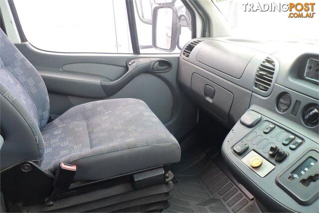 2006 MERCEDES-BENZ SPRINTER 316 CDI SWB VAN - photo 3 of 5