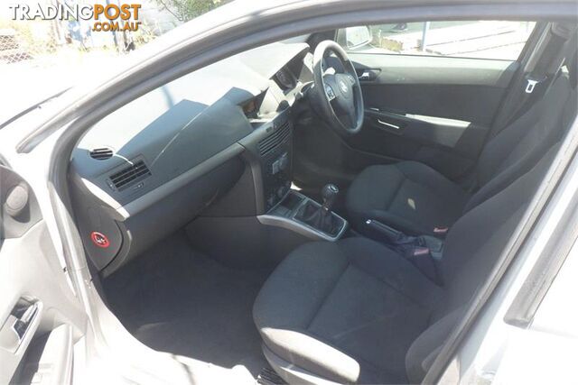 2006  HOLDEN ASTRA CD AH MY06.5 5D HATCHBACK